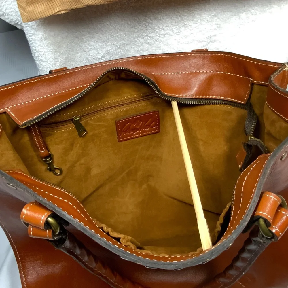 NWT - Patricia Nash Zancona Tan Leather Tote